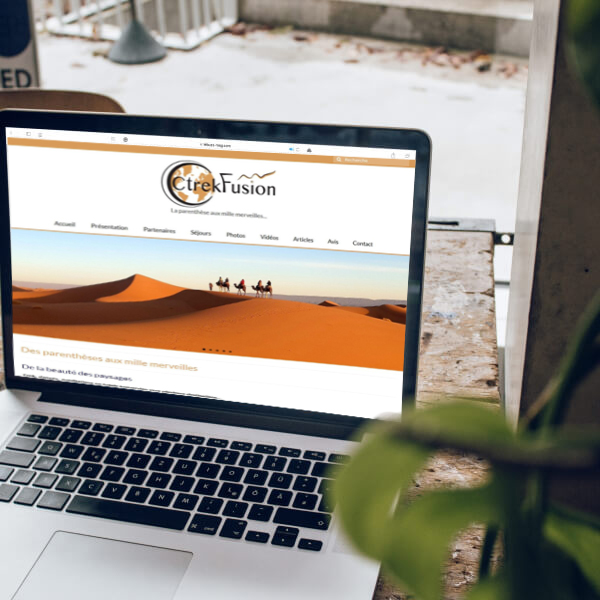Ecran d'ordinateur ouvert sur le site web CtrekFusion, accompagnement sur-mesure complet